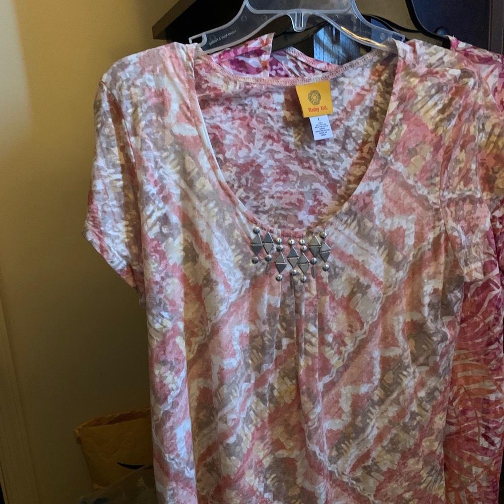 Short sleeve shirt